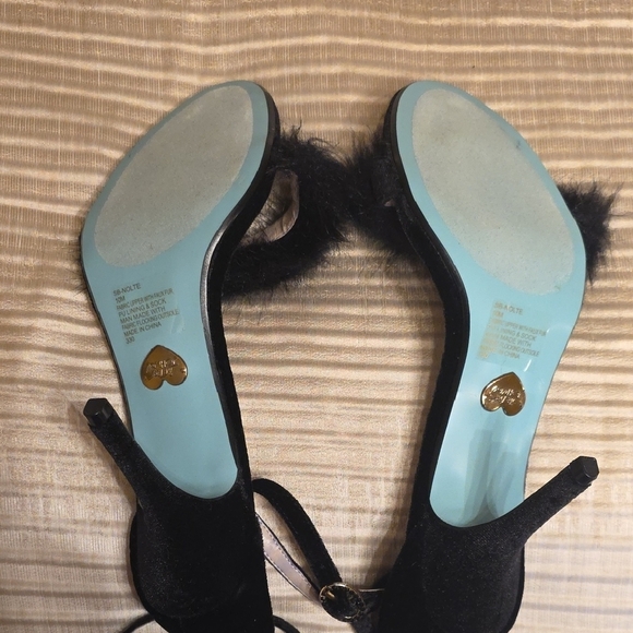 Betsey Johnson Velvet Black Fur Heels 3.5 Inches Heel - Picture 8 of 15